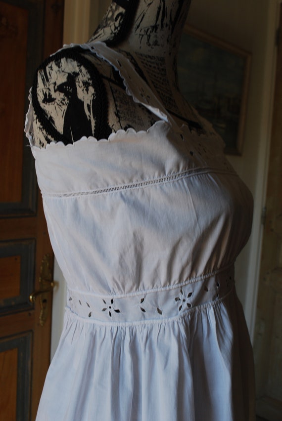 Antique Dress, White Cotton Dress, Hand Embroider… - image 4