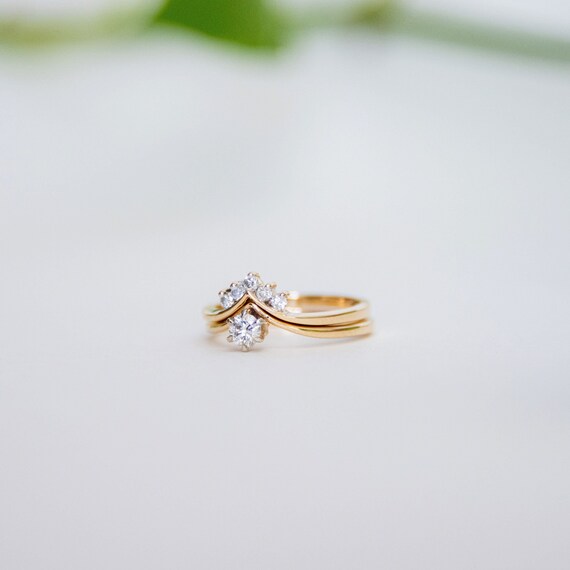 Diamond and 14k Gold Vintage Wedding Set Versatil… - image 4