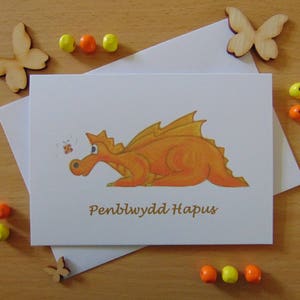 Cartão de aniversário galês. Carden Penblwydd Cymraeg. Penblwydd Hapus. Carta Dragão. Presente galês. País de Gales.