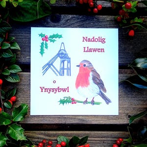 Carden Nadolig Cymraeg.  Nadolig Llawen en Ynysybwl.  Welshe kerstkaart.  Vrolijk kerstfeest van Ynysybwl. Vierkante kaart van 150 mm.  Afdrukken.