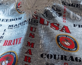 18 inch diameter US Marines small tree skirt