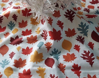 10 inch diameter Mini Fall leaves tree skirt