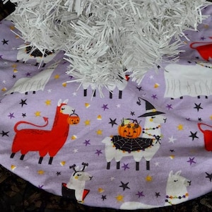 18 inch diameter Halloween Llamas small tabletop tree skirt