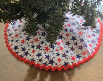 10 inch or 18 inch Patriotic stars tabletop tree skirt