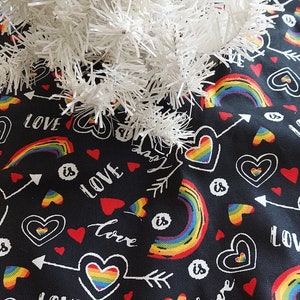 18 inch diameter rainbows and  hearts small tabletop tree skirt