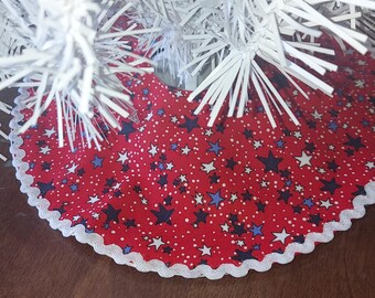 10 inch or 18 inch Patriotic stars tabletop tree skirt
