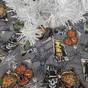 18 inch diameter Halloween tree skirt