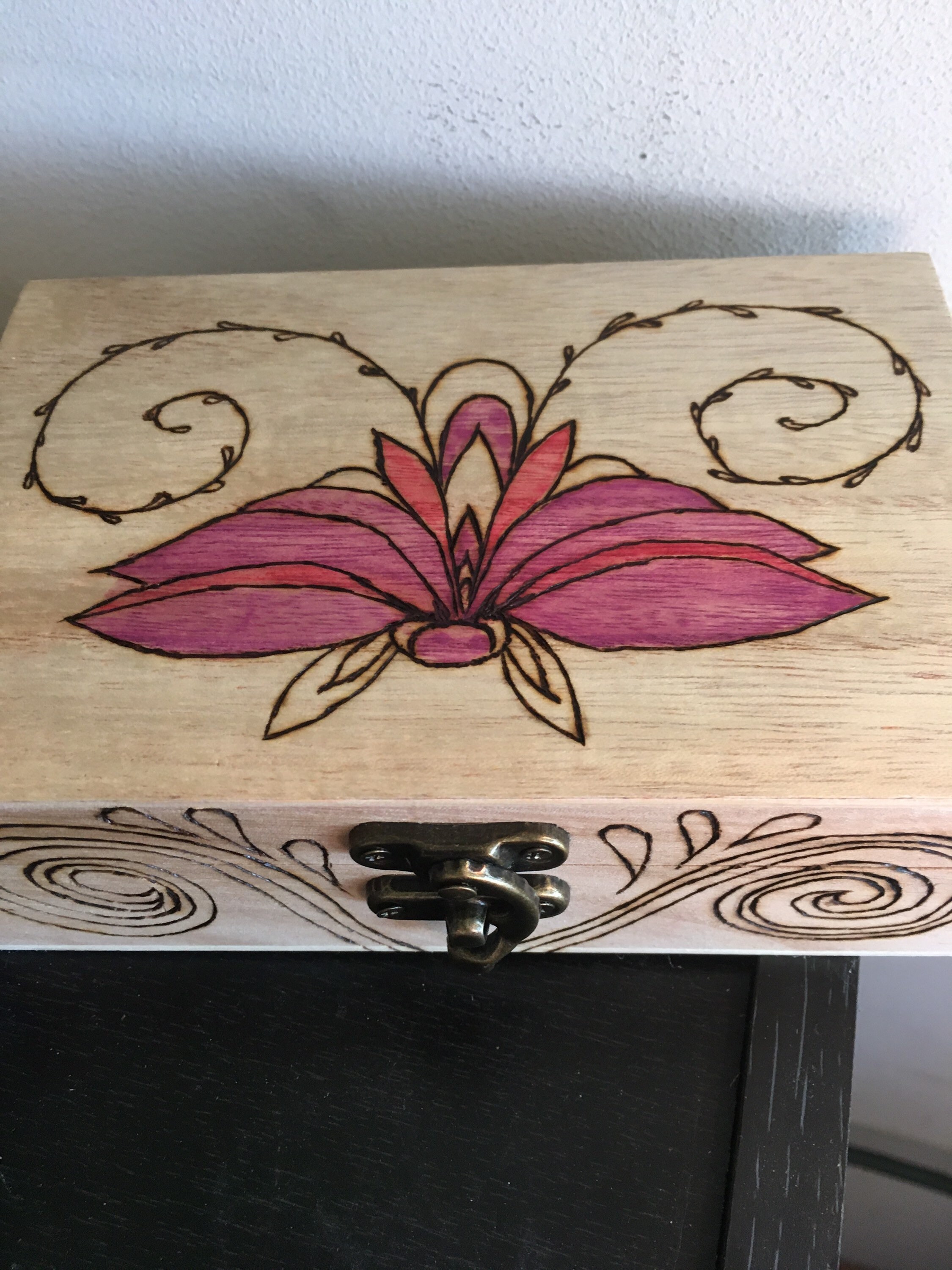 Blue lotus box