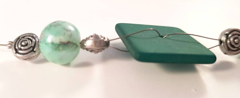 Necklace in dark greenlight green buttons and pearls jewelry wire