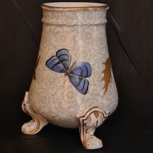 Royal Worcester 3 Claw Footed Vase with Gilding & Butterflies Decoration, c.1870