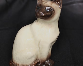 Beswick Porcelain Sitting Siamese Cat Figurine, model 1887