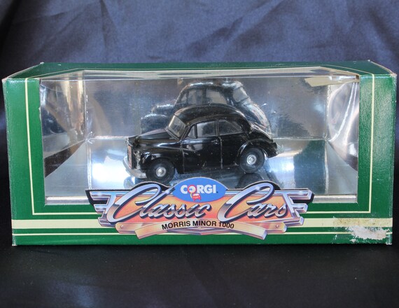 Corgi Classic Cars Morris Minor 1000 C 702 1