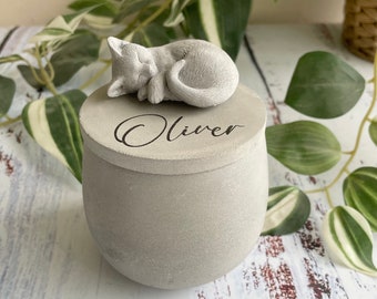 Small indoor personalised Concrete urn | cat urn | pet urn | cat memorial | pet memorial | pet memorial pot | laser engraved urn