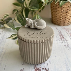 Small indoor personalised Concrete urn | cat urn | pet urn | cat memorial | pet memorial | pet memorial pot | laser engraved urn