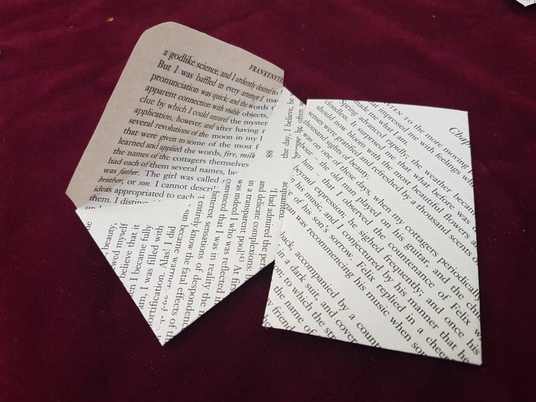 Harry P Book Page Mini Envelopes, Magical Fantasy Party Decor ...
