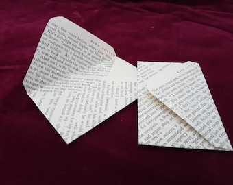 Vintage Book envelopes, 10 Mini envelopes, Mini paper envelopes, wedding table decor, Vintage wedding favour, paper wedding decor, old books