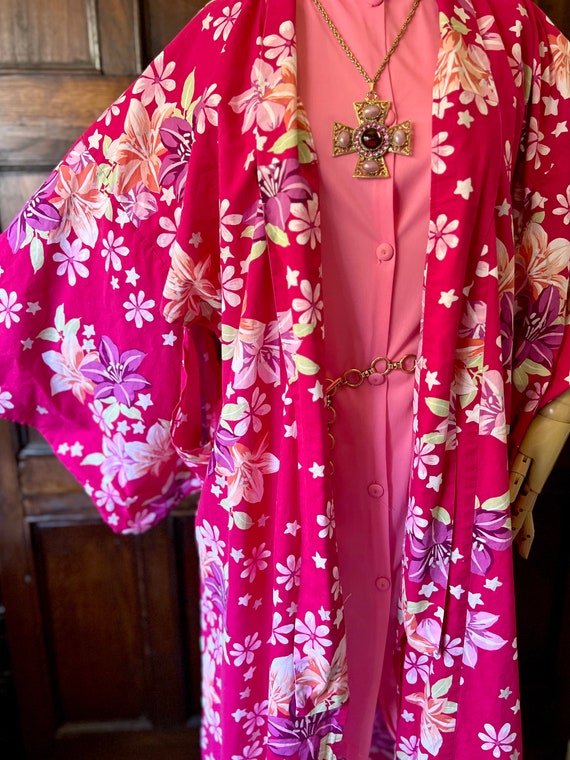 Vintage Hot Pink Hawaiian Floral and Star Print C… - image 9