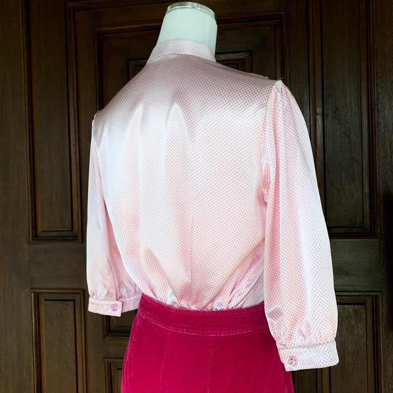 1970s Pink and White Satin Polka Dot Ruffle Collar Vintage Blouse Women\u2019s Size S