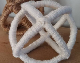 DAR1189.195 Darice Floral Rope Wrapped Ball Natural 6pc DAR1189.195 Darice Floral Rope Wrapped Ball Natural 6pc