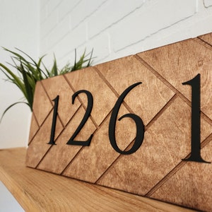 Herringbone Address Sign, Modern House Number Sign, House Numbers, Address Plaque, Realtor Closing Gift, Personalized Housewarming Gift zdjęcie 3