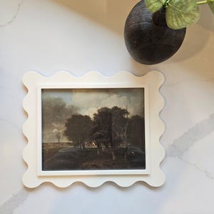 Scallop Picture Frame, Personalized Picture Frame, Nursery Picture Frame, Unique Gallery Wall Frame, Wood Photo Frame, Vintage Frame