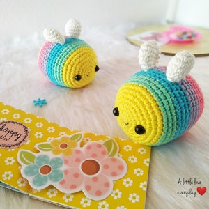 Rainbow bee amigurumi pattern/ amigurumi bee pattern/ crochet bee/ kawaii bee/ cute amigurumi pattern/ rainbow bee crochet image 2