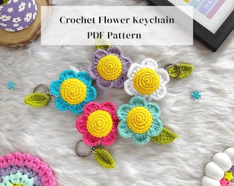 Crochet Daisy Flower Keychain Pattern PDF (Instant Download) / Beginner-friendly