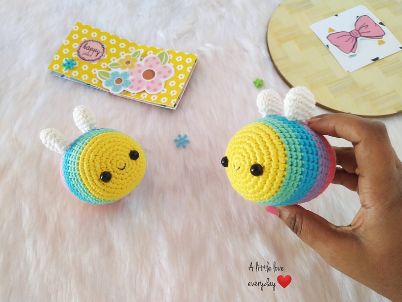 Rainbow bee amigurumi pattern/ amigurumi bee pattern/ crochet bee/ kawaii bee/ cute amigurumi pattern/ rainbow bee crochet image 4