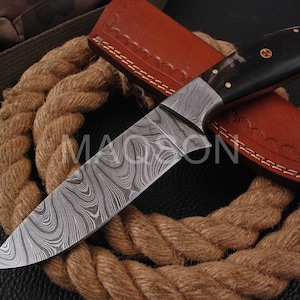 Damast Messer sehr schönes Hand geschmiedetes Damascus Knife Hunting knife MAQ1990