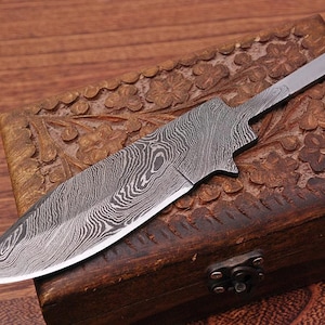 Handmade Damascus Damascus Blade, Hand forged Damascus Blank Blade 832EA
