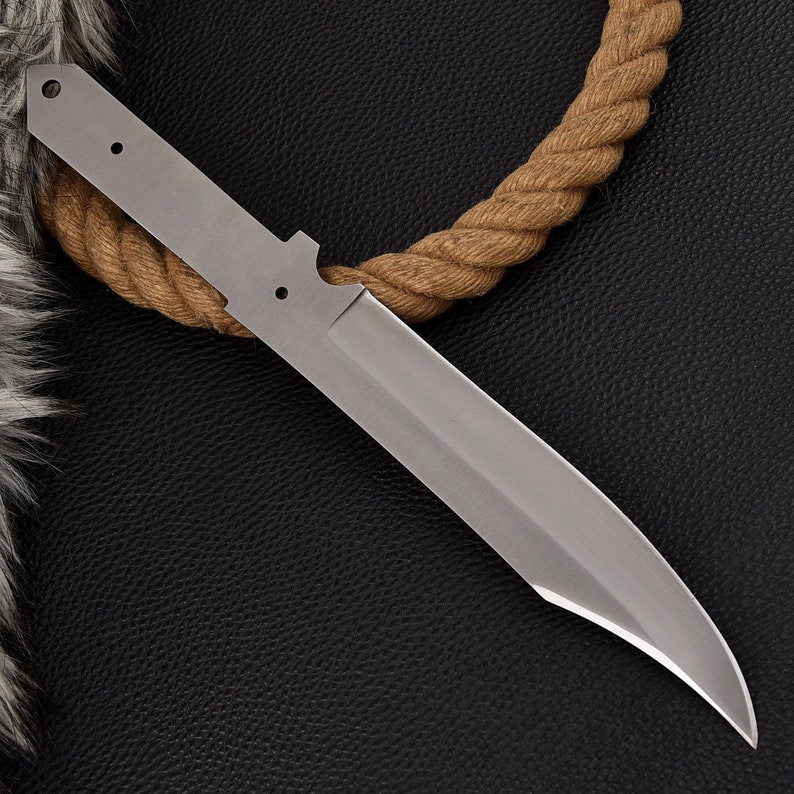 Jagdnicker Bowie Knife Blade Blank, Hand-forged From a Single Piece of ...