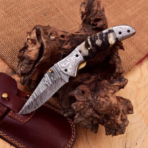 Damascus Pocket Knife Damascus Folding Knife Aries Horn MAQ1649