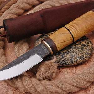 Medieval knife, belt knife, hand-forged carbon steel 1095 Medieval knife, belt knife, hand-forged carbon steel 1095 4174