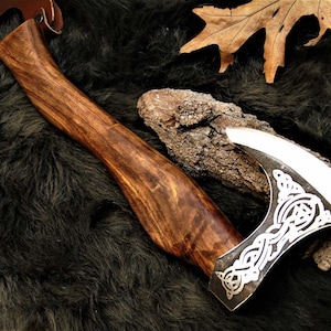 Axe High Carbon Steel with Sheath Hand-Forged Viking MAQ2655