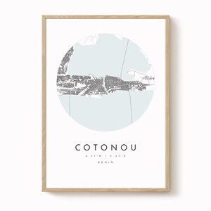Impression de carte de Cotonou, Bénin, art minimaliste bleu-gris (plusieurs tailles)