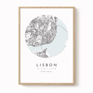 Impresión del mapa de la ciudad de Lisboa: Arte mural minimalista en azul y gris imagen 1