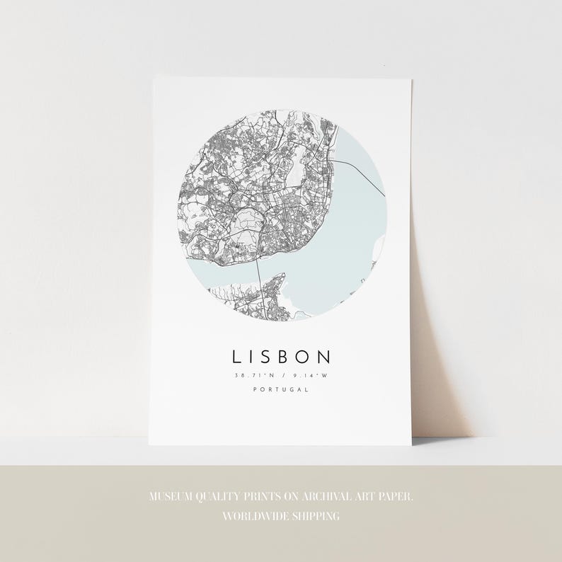 Impresión del mapa de la ciudad de Lisboa: Arte mural minimalista en azul y gris imagen 3
