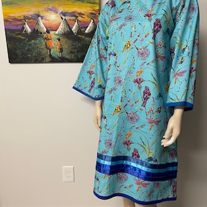 TD1723 Traditional Dress