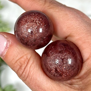 High Quality Tanzberry Quartz Sphere - Root , Sacral and Heart Chakra - No. 505