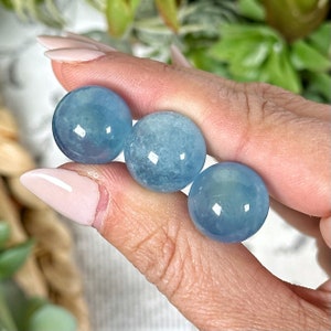 Aquamarine Mini Sphere - Throat Chakra - No. 511