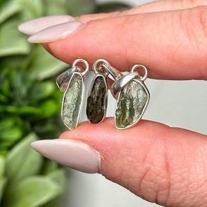 Sterling Silver 100% Genuine Moldavite Raw Necklace - Authentic - &quot;The Stone of Transformation&quot;