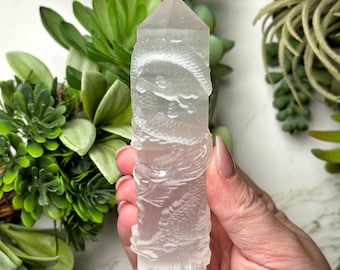 Selenite Dragon Point | 134g | - (Polished Clear Crystal Tower, Crown Chakra, Healing Stone, Balance)