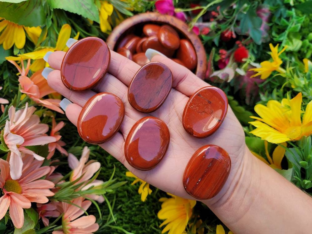 Red Jasper Worry Stone - Palm Stone - Root Chakra - Palmstone - Heali…