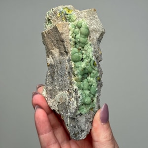 Wavellite | 184g | - #1 (Espécime de cristal verde bruto, pedra do chakra do coração)