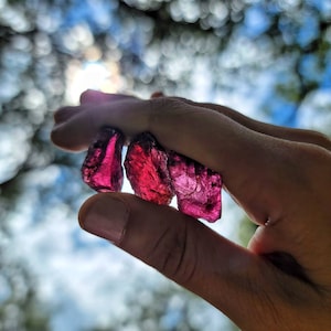 High Quality Pink Garnet - Garnet Stone- Heart Chakra - Rhodolite - No. 256