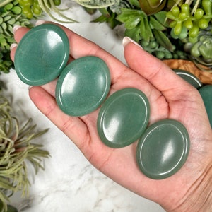 Green Aventurine Worry Stone - Heart Chakra - No. 376