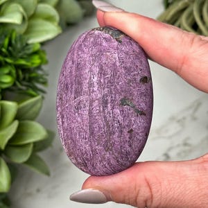 Flashy Purpurite Palmstone - #3