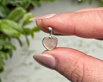 Rose Quartz Heart Pendant | 0.5g | - No. 286 (Polished Pink Crystal Necklace, Jewelry, Heart Chakra)
