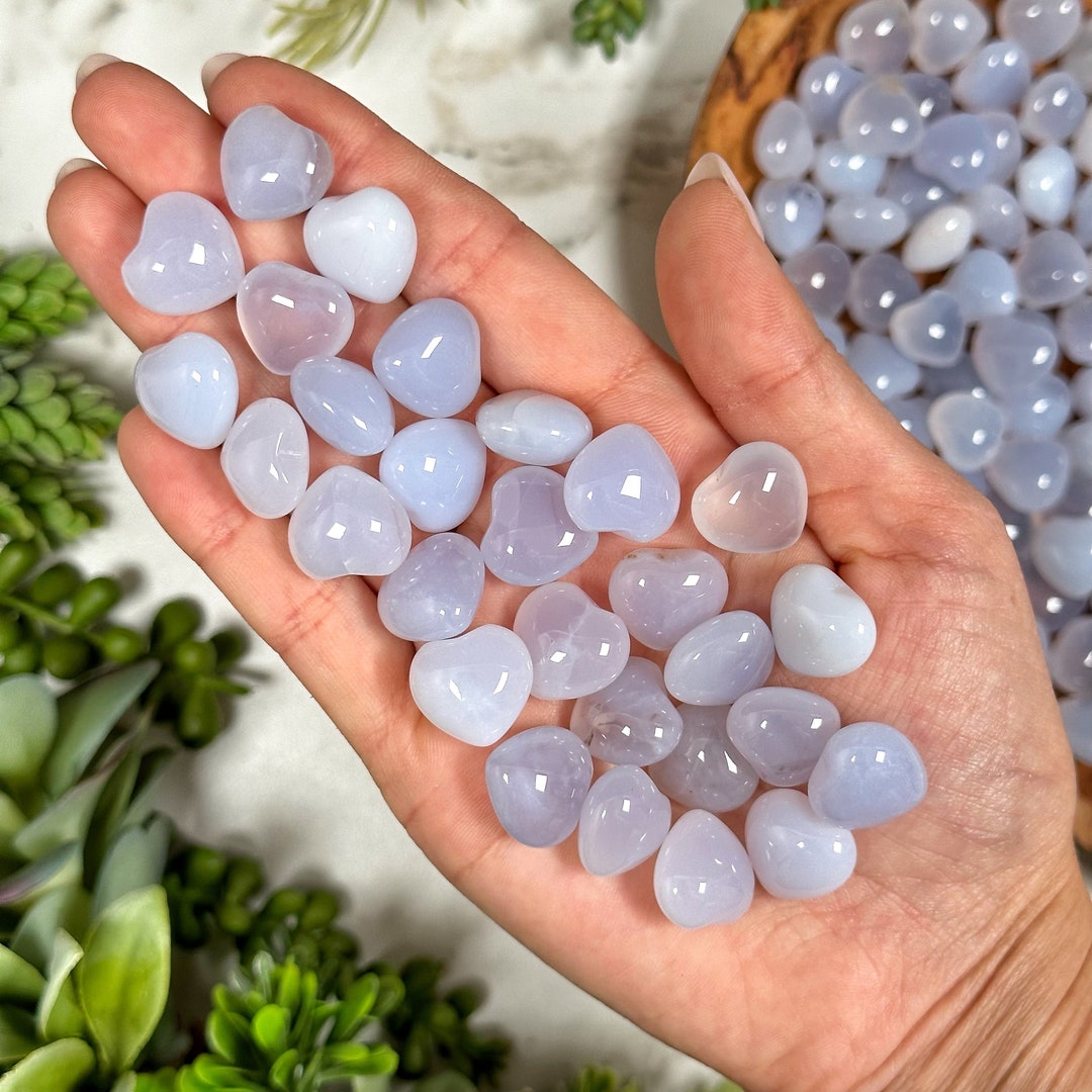 Blue Chalcedony Mini Heart | S, L | - No. 238 (polished Crystal