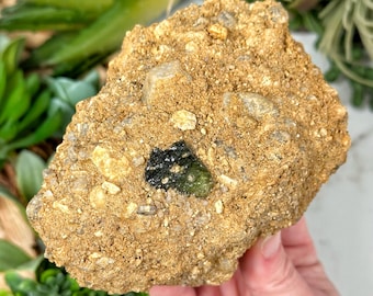 Moldavita auténtica en matriz / 544 g / - #2 (Cristal de tectita espacial en bruto, Chakra del corazón, Manifestación)